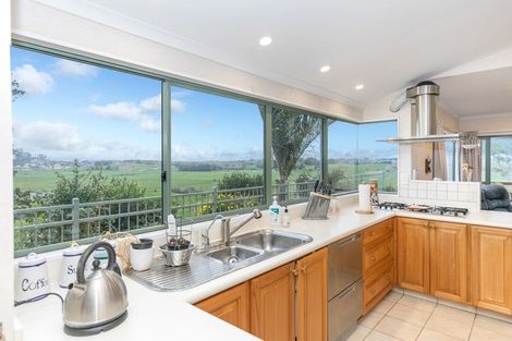 Photo of property in 26 Highgrove Drive, Grandview Heights, Hamilton, 3200