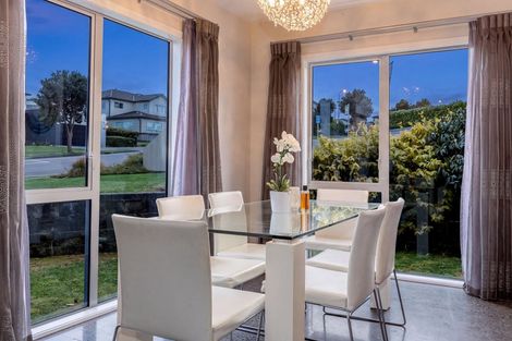 Photo of property in 2 Nelson Avenue, Aotea, Porirua, 5024