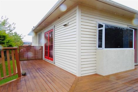 Photo of property in 292 Huatoki Street, Upper Vogeltown, New Plymouth, 4310