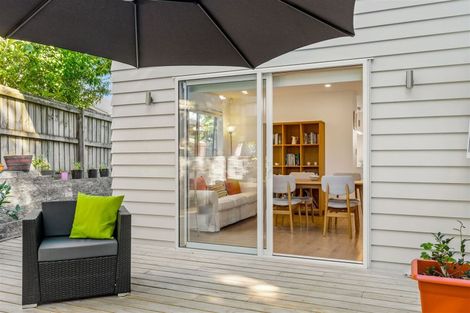 Photo of property in 30c Coniston Avenue, Te Atatu South, Auckland, 0610