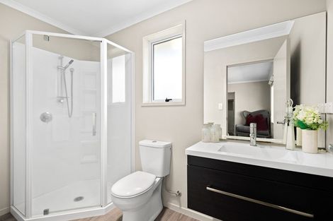 Photo of property in 4 Ariel Place, Snells Beach, 0920