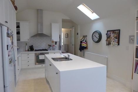 Photo of property in 75 Elizabeth Street, Mount Victoria, Wellington, 6011