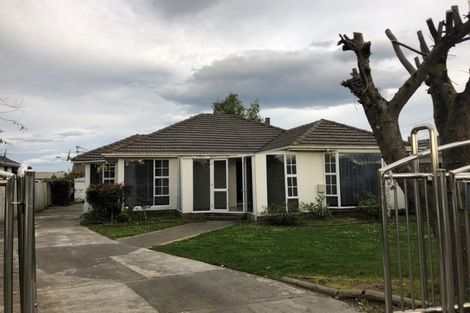 Photo of property in 232 Avonhead Road, Avonhead, Christchurch, 8042