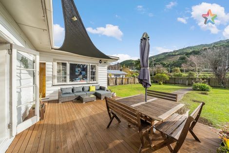 Photo of property in 24 Golf Road, Manor Park, Lower Hutt, 5019