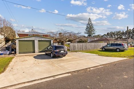 Photo of property in 5 Browne Street, Waitara, 4320