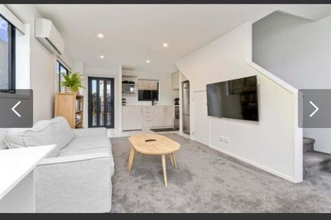 Photo of property in 2/137 View Road, Sunnyvale, Auckland, 0612