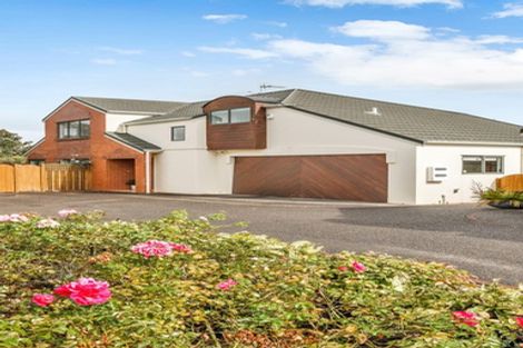 Photo of property in 2/2 Abercrombie Street, Howick, Auckland, 2014