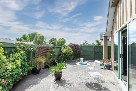 Photo of property in 2 Arran Crescent, Woolston, Christchurch, 8062