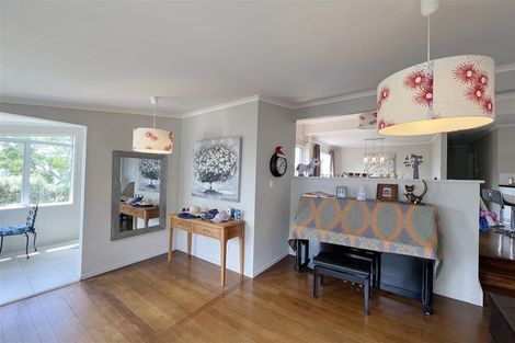 Photo of property in 10 Salamanca Road, Sunnynook, Auckland, 0620