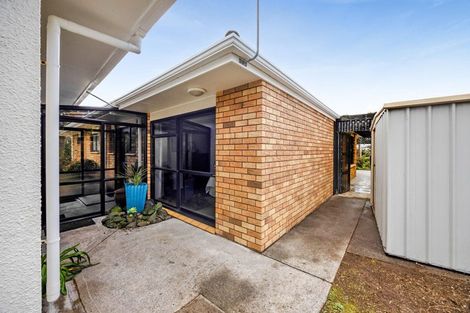 Photo of property in 1 Ludlow Place, Bell Block, New Plymouth, 4312