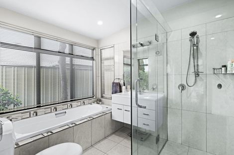 Photo of property in 27 Pinotage Drive, Greenmeadows, Napier, 4112