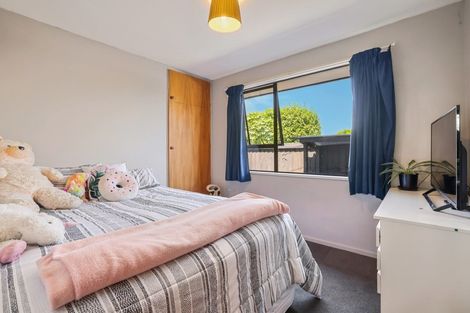 Photo of property in 34 Lowry Avenue, Redwood, Christchurch, 8051