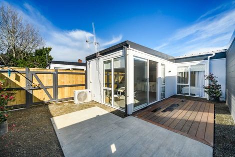 Photo of property in 1b Hereford Street, West End, Palmerston North, 4410