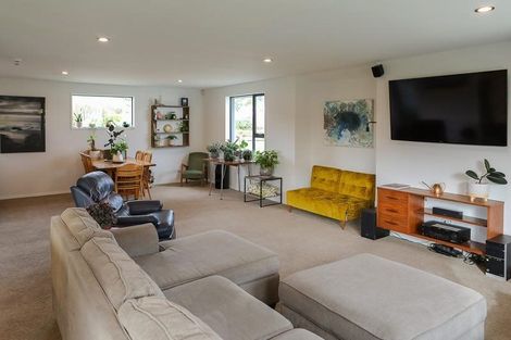 Photo of property in 1 White Hart Lane, Mosgiel, 9024
