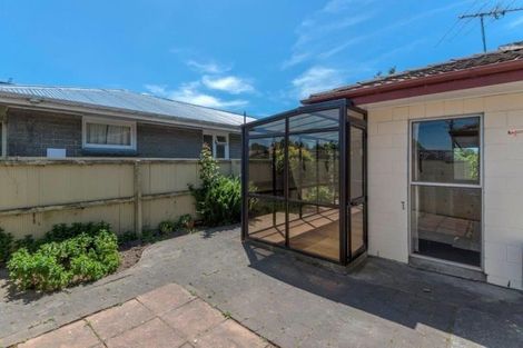 Photo of property in 2/66 Waimairi Road, Upper Riccarton, Christchurch, 8041