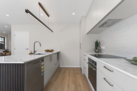 Photo of property in 14 Ngarara Road, Waikanae, 5036