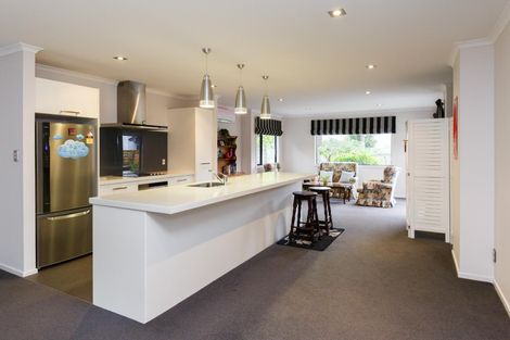 Photo of property in 7 Virtue Place, Hokowhitu, Palmerston North, 4410