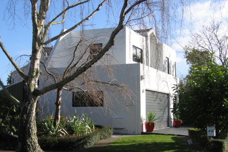 Photo of property in 40 Montgomery Terrace, Hokowhitu, Palmerston North, 4410