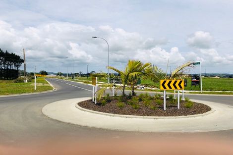 Photo of property in 61 Mclarin Road, Glenbrook, Waiuku, 2681