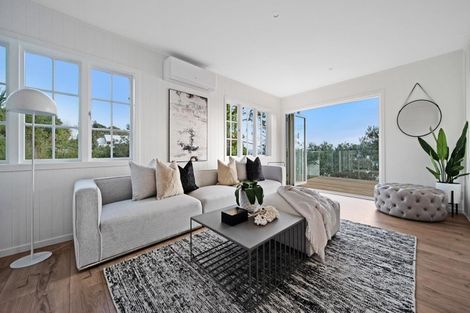 Photo of property in 27 Telstar Place, Beach Haven, Auckland, 0626