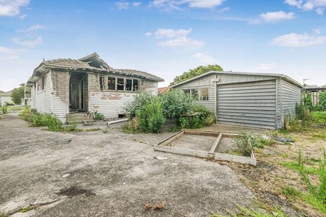 Photo of property in 24 Paul Crescent, Fairfield, Hamilton, 3214