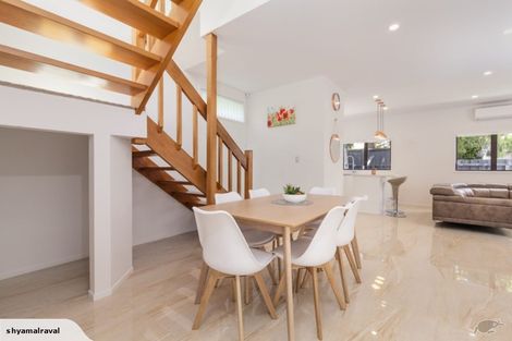 Photo of property in 2 George Laurenson Lane, Mount Roskill, Auckland, 1041