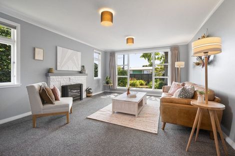 Photo of property in 18 Kent Crescent, Awapuni, Palmerston North, 4412