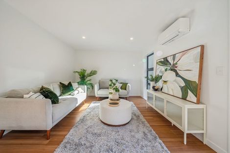 Photo of property in 8/60 Akatarawa Road, Brown Owl, Upper Hutt, 5018