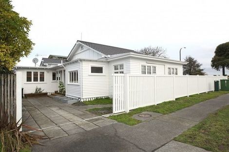 Photo of property in 219 Georges Drive, Napier South, Napier, 4110