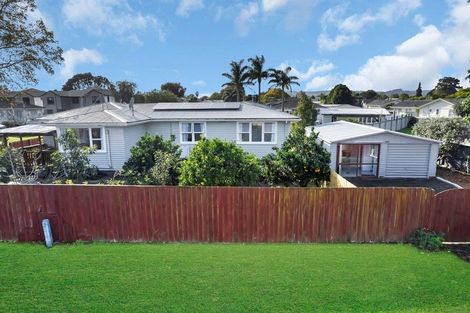Photo of property in 1 Marybeth Place, Rosehill, Papakura, 2113