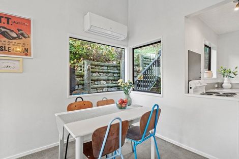 Photo of property in 5b Wye Place, Fernhill, Queenstown, 9300