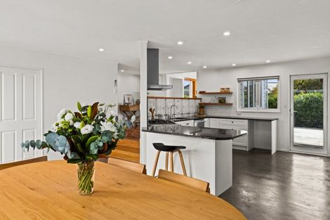 Photo of property in 49 Te Aute Road, Havelock North, 4130