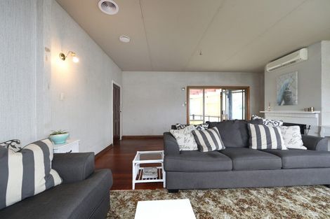 Photo of property in 9 Rutherford Road, Marewa, Napier, 4110