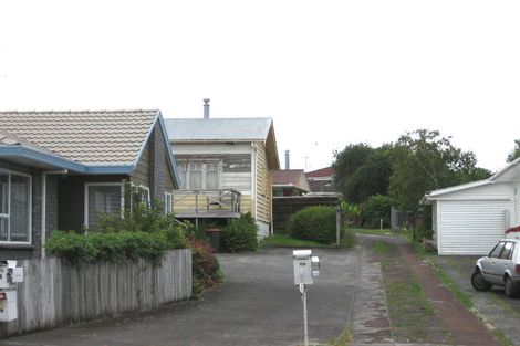 Photo of property in 6b Bolton Street, Blockhouse Bay, Auckland, 0600