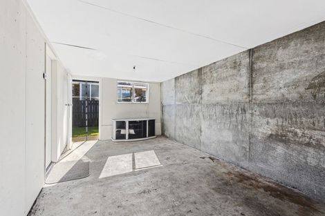Photo of property in 205 Parklands Avenue, Bell Block, New Plymouth, 4312