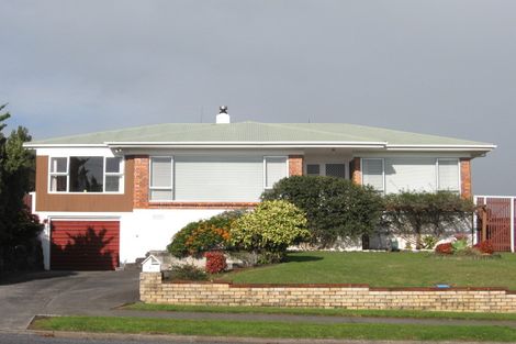 Photo of property in 41 Grande Vue Road, Hillpark, Auckland, 2102