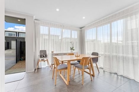 Photo of property in 6 Taitonga Lane, Stanmore Bay, Whangaparaoa, 0932