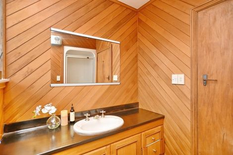 Photo of property in 6 Fairmont Place, Hornby, Christchurch, 8042