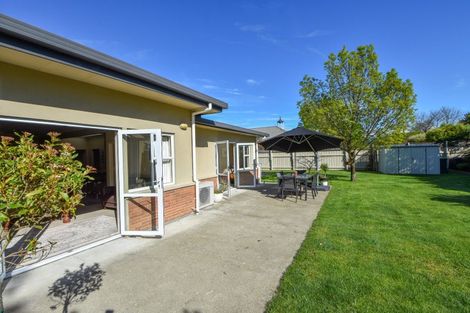 Photo of property in 26 Deller Drive, Carterton, 5713