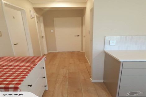 Photo of property in 28 Hope Farm Avenue, Pakuranga Heights, Auckland, 2010