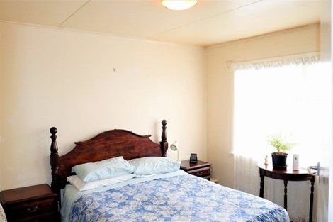 Photo of property in 42 Titoki Street, Castlecliff, Whanganui, 4501