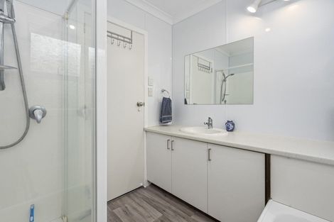 Photo of property in 82 Shakespeare Street, Leamington, Cambridge, 3432