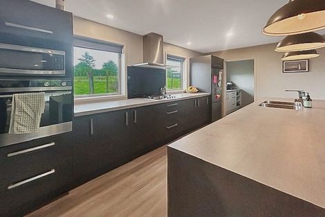 Photo of property in 7 Poplar Grove, Feilding, 4702