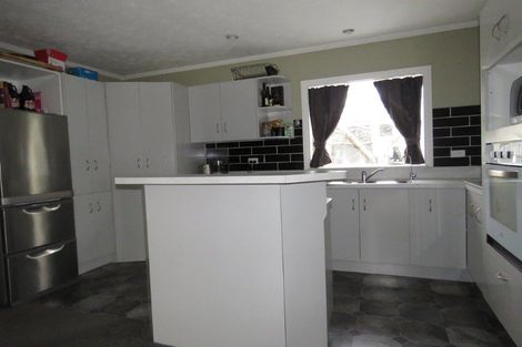 Photo of property in 120 Stobo Street, Grasmere, Invercargill, 9810