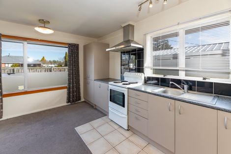 Photo of property in 32 Bentley Street, Russley, Christchurch, 8042