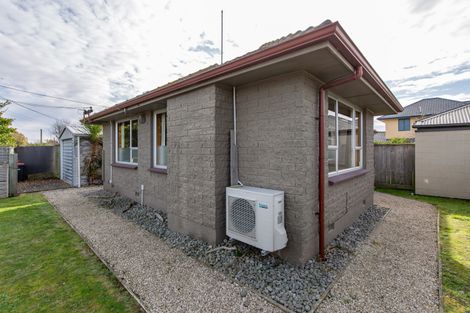 Photo of property in 32 Bentley Street, Russley, Christchurch, 8042