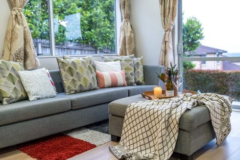 Photo of property in 9 Cityview Place, Massey, Auckland, 0614