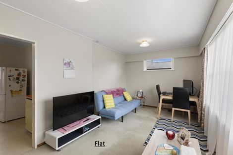 Photo of property in 1 Clematis Grove, Maungaraki, Lower Hutt, 5010