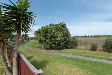 Photo of property in 27 Fergy Crescent, Wattle Downs, Auckland, 2103