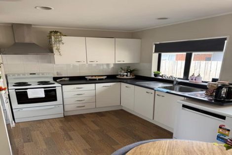 Photo of property in 62 Angelo Avenue, Howick, Auckland, 2014